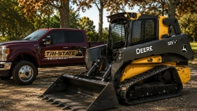 John Deere 335P Compact Loader for FS25